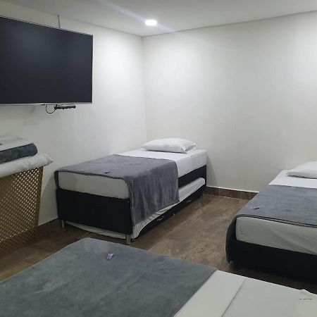 Hotel Prestige Medellín Buitenkant foto